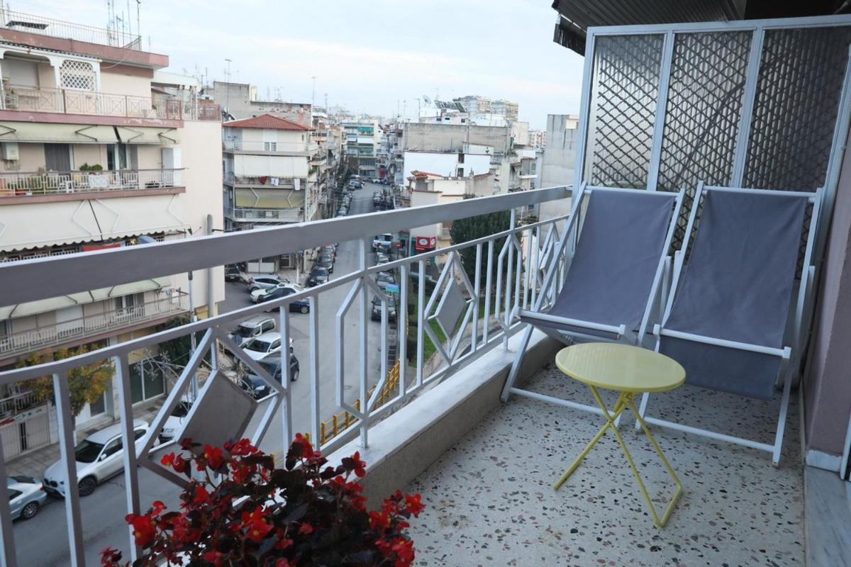 Apartmán Leoforos 28Is Oktovriou Soluň Exteriér fotografie